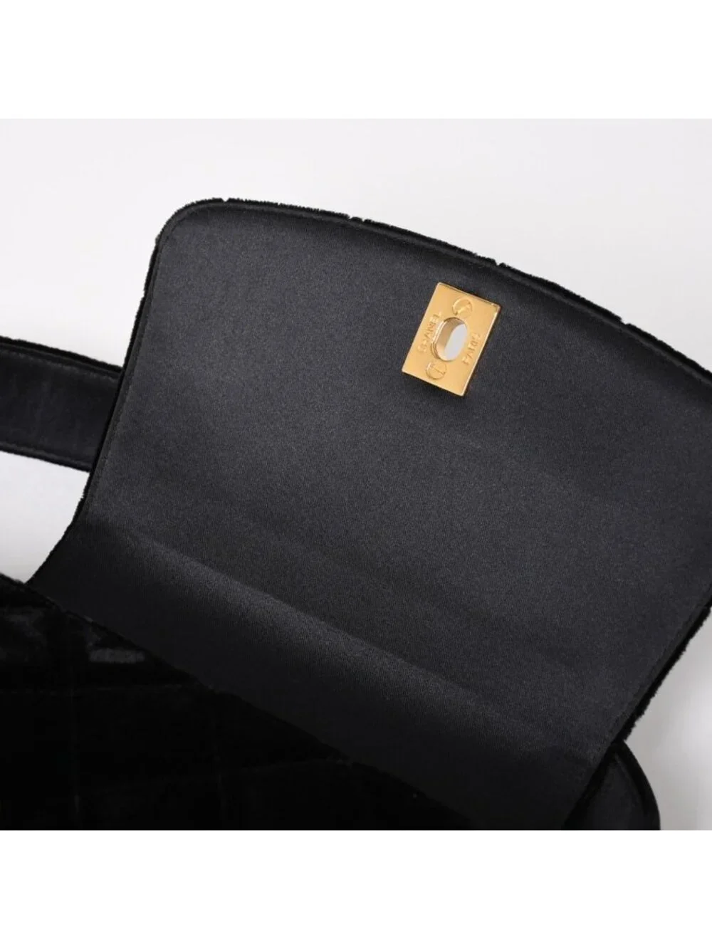 Chanel Bag CC Logo Velvet Quilted Turnlock Black Gold